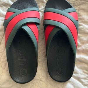 Fun slides women size 8/9